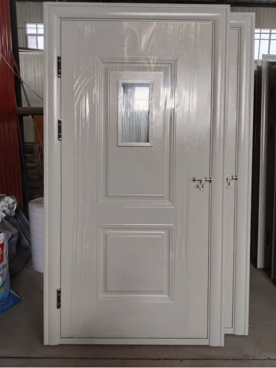 米东学校教室门